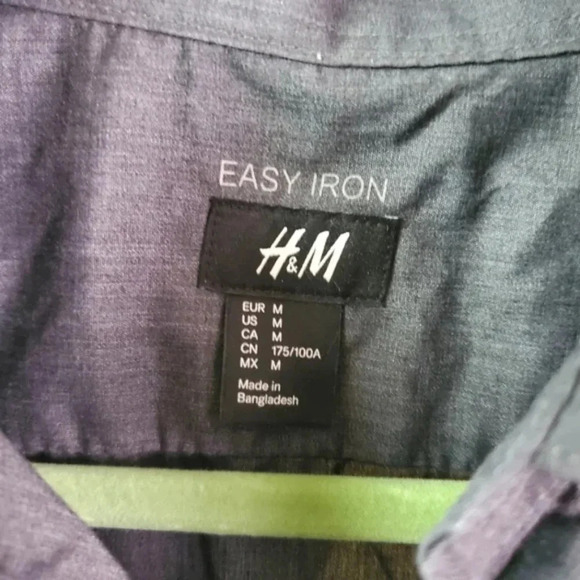 H&M | Easy Iron Lightweight Button-up in Gray sz M - Picture 3 of 6